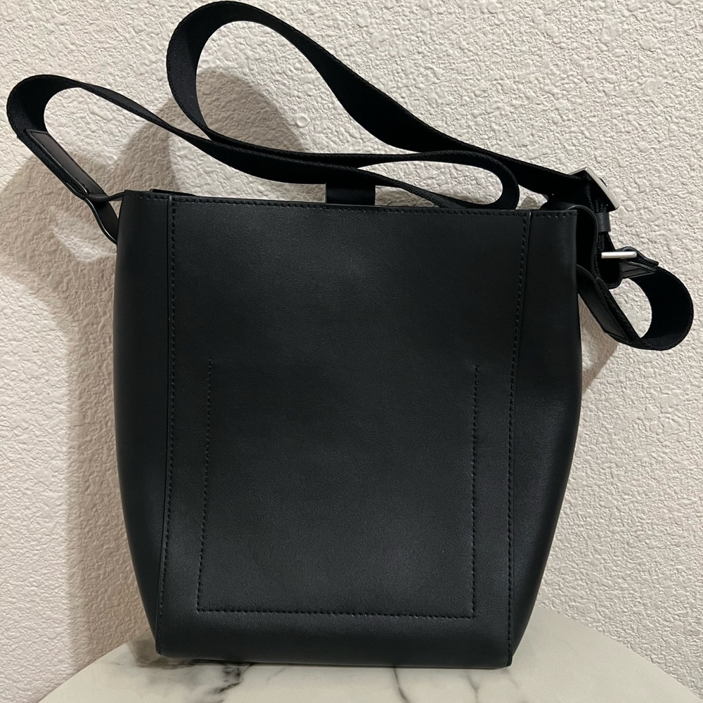 Everlane The Mini Studio Bag Black Leather Crossbody - Picture 3 of 8
